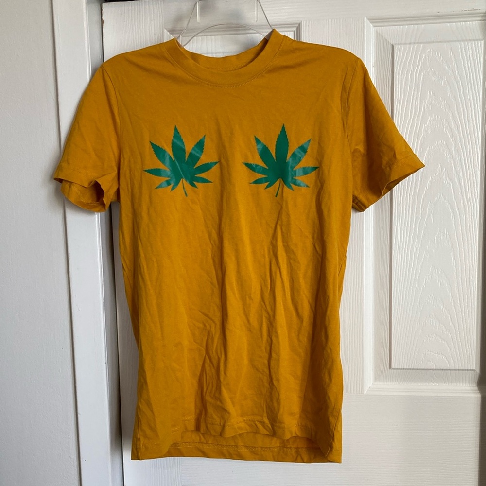 Yellow T-Shirt with Weed leaves